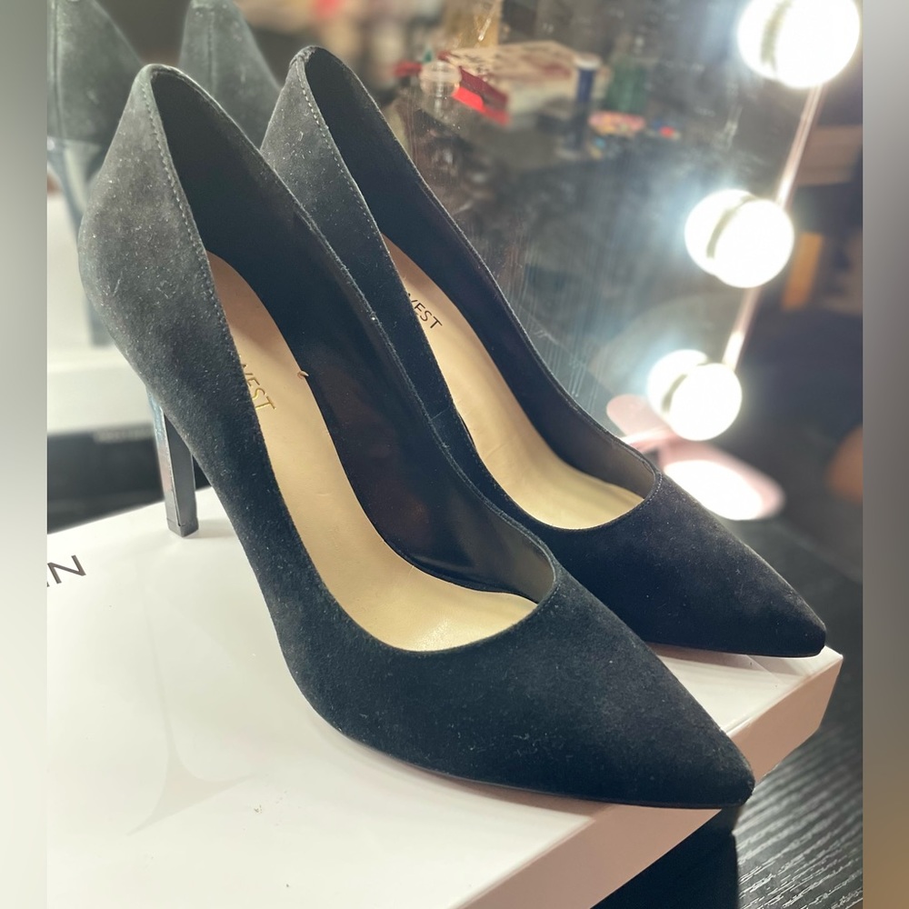 #2 - Nine West Black Suede Stiletto Pointy Toes Heels - Picture 1 of 12
